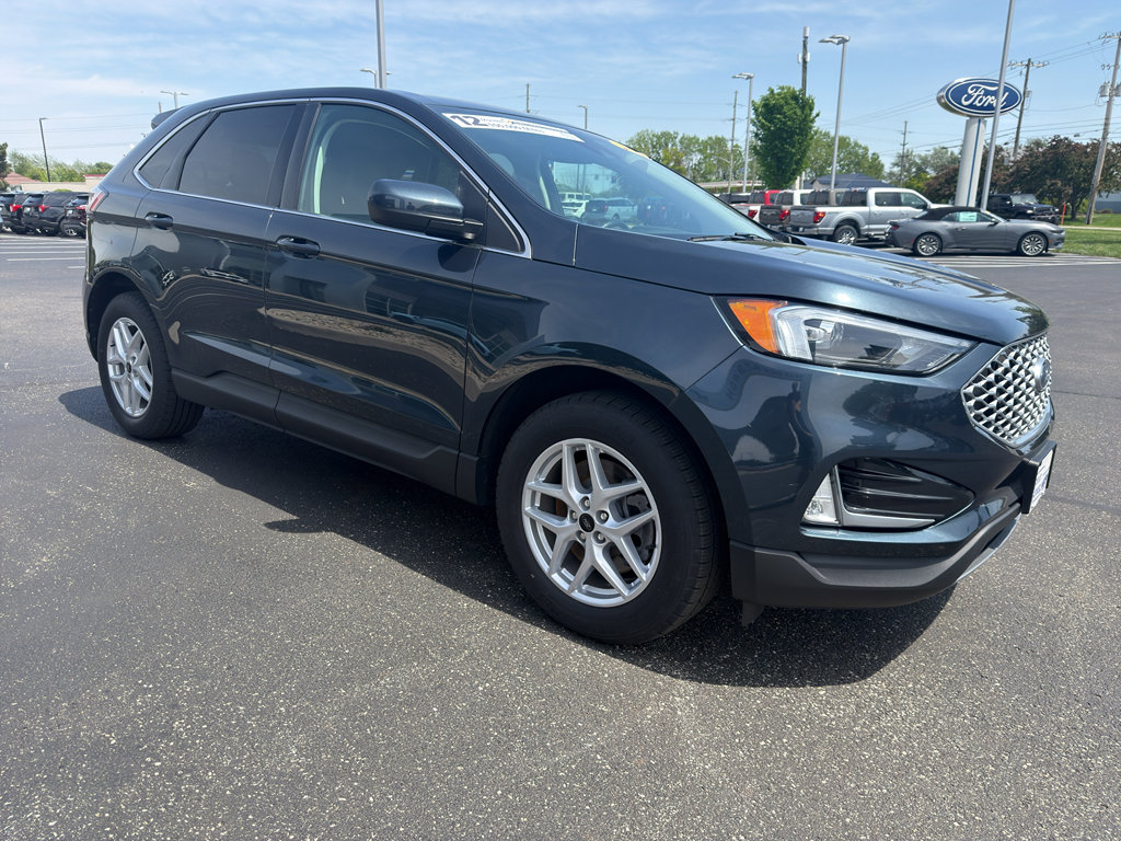 Used 2024 Ford Edge SEL w/ Convenience Package AWD/4WD image 4