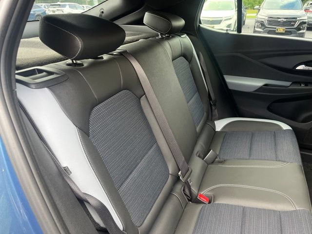 Used 2025 Buick Envista Preferred w/ Convenience I Package FWD image 19