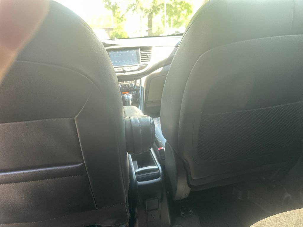 Used 2020 Buick Encore Preferred w/ Safety Package image 26