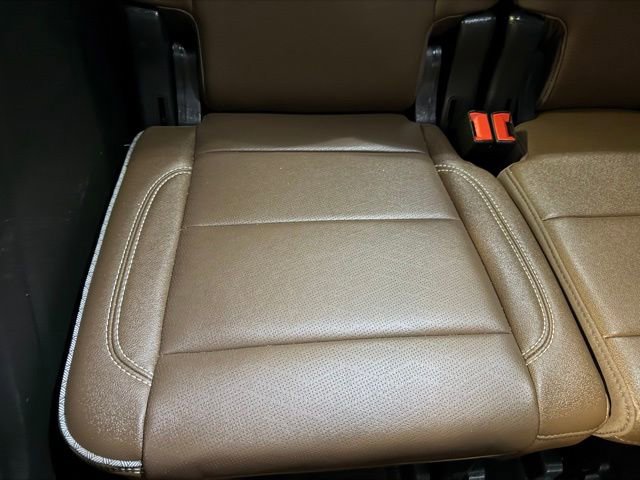 Used 2023 Chevrolet Tahoe High Country w/ LPO, Illumination Package AWD/4WD image 28