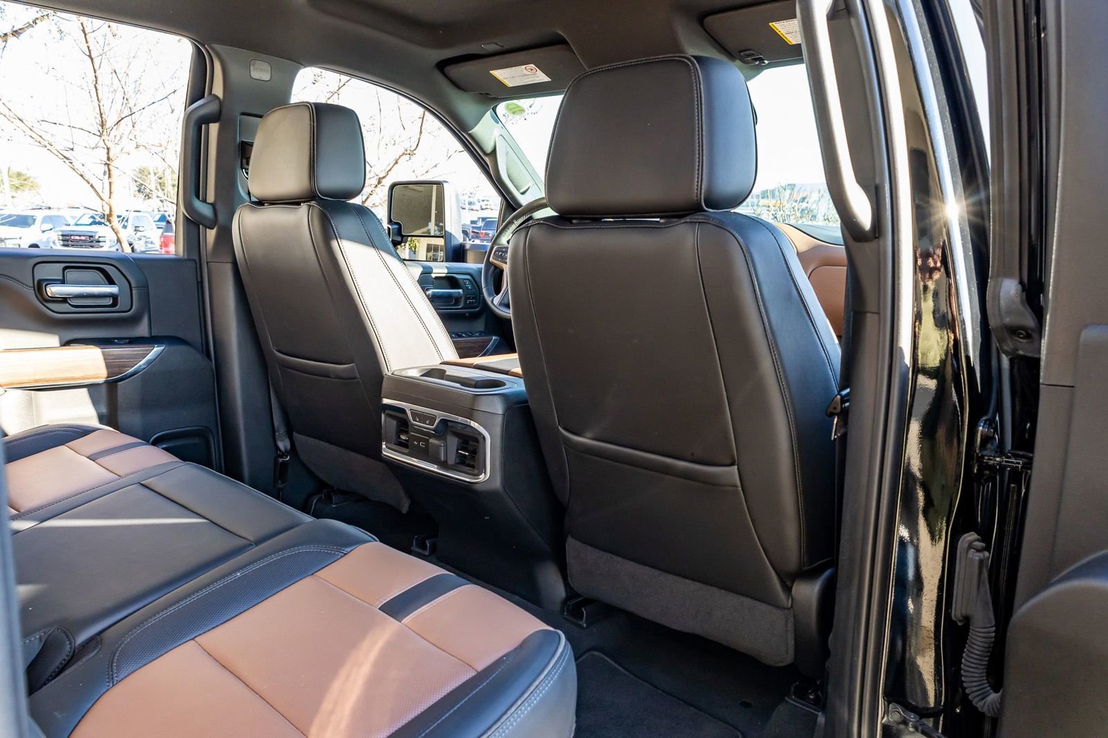 Used 2023 Chevrolet Silverado 3500 High Country w/ Z71 Off-Road Package image 27