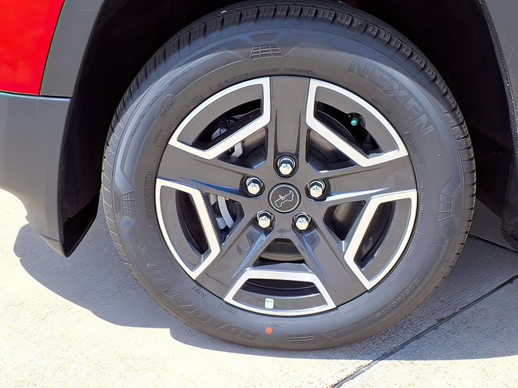 New 2026 Jeep Cherokee Laredo AWD/4WD image 21