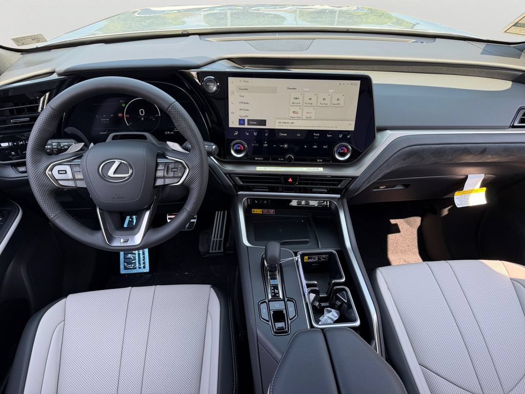 New 2026 Lexus TX 500h AWD image 10