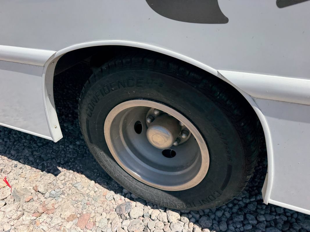 Used 2015 Ford E-350 and Econoline 350 Super Duty RWD image 8