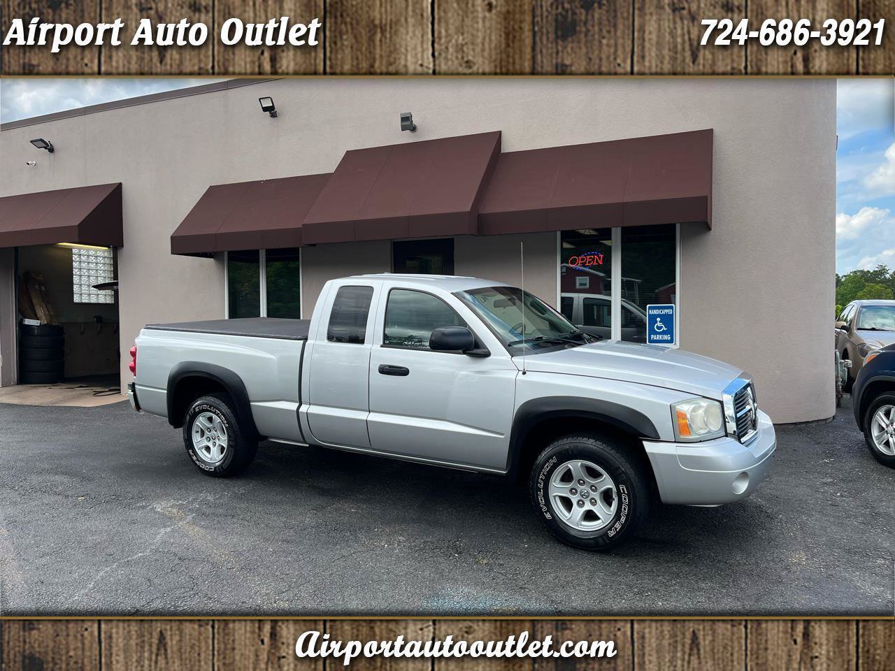 Used 2007 Dodge Dakota SLT w/ Trailer Tow Group