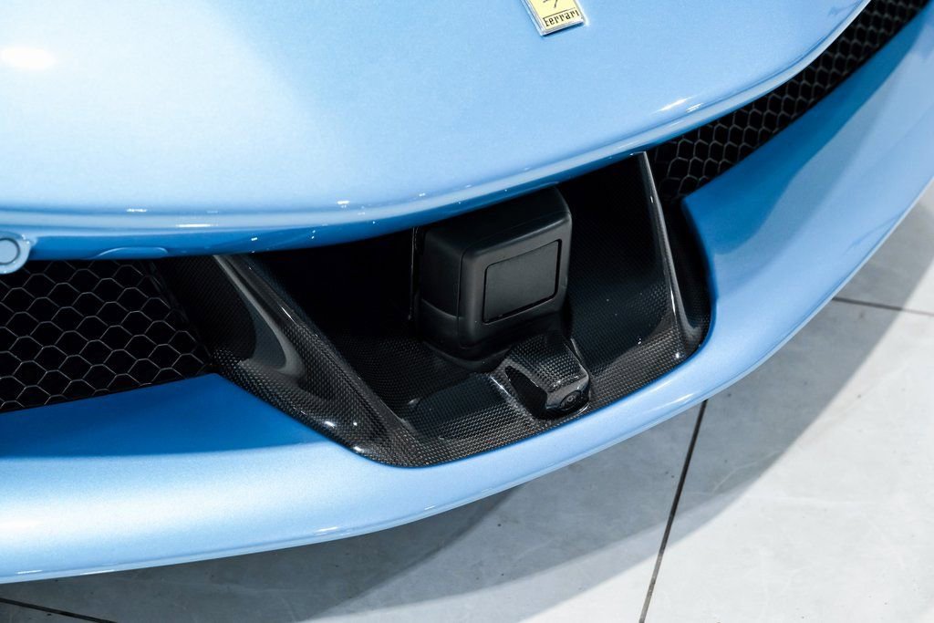 Used 2022 Ferrari SF90 Spider AWD/4WD image 52