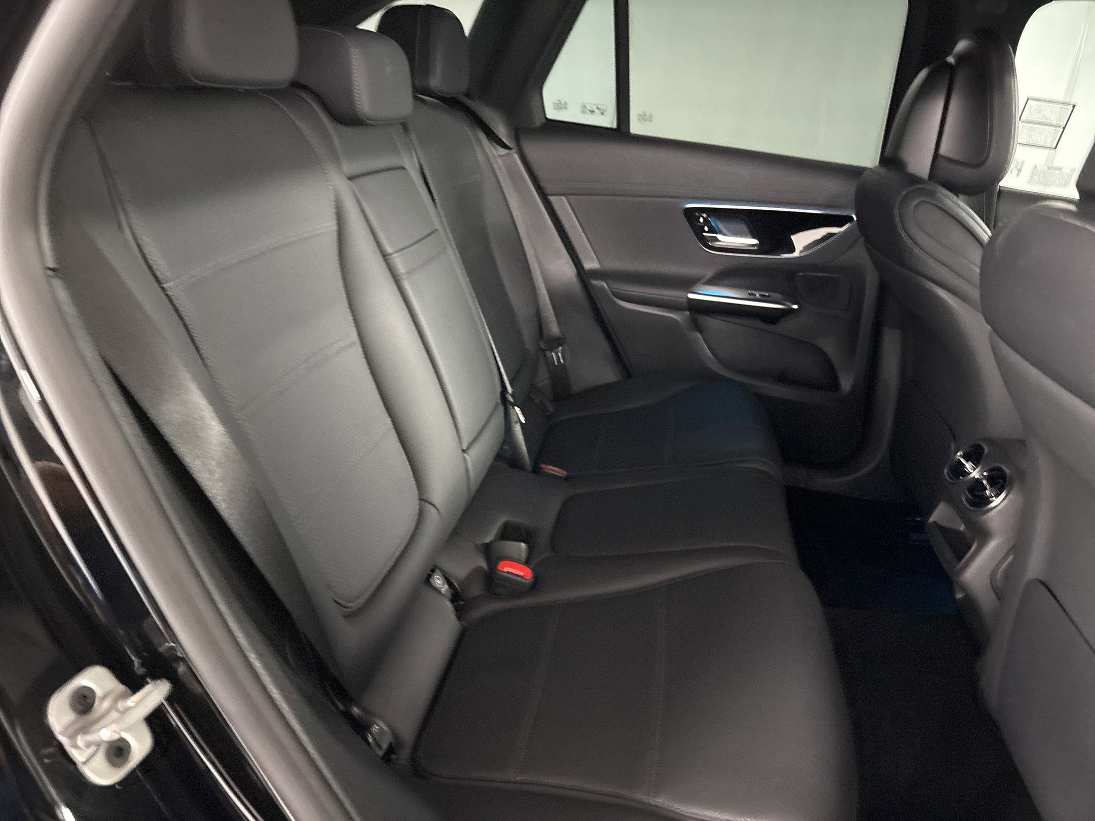 Certified 2025 Mercedes-Benz GLC 350e 4MATIC image 30