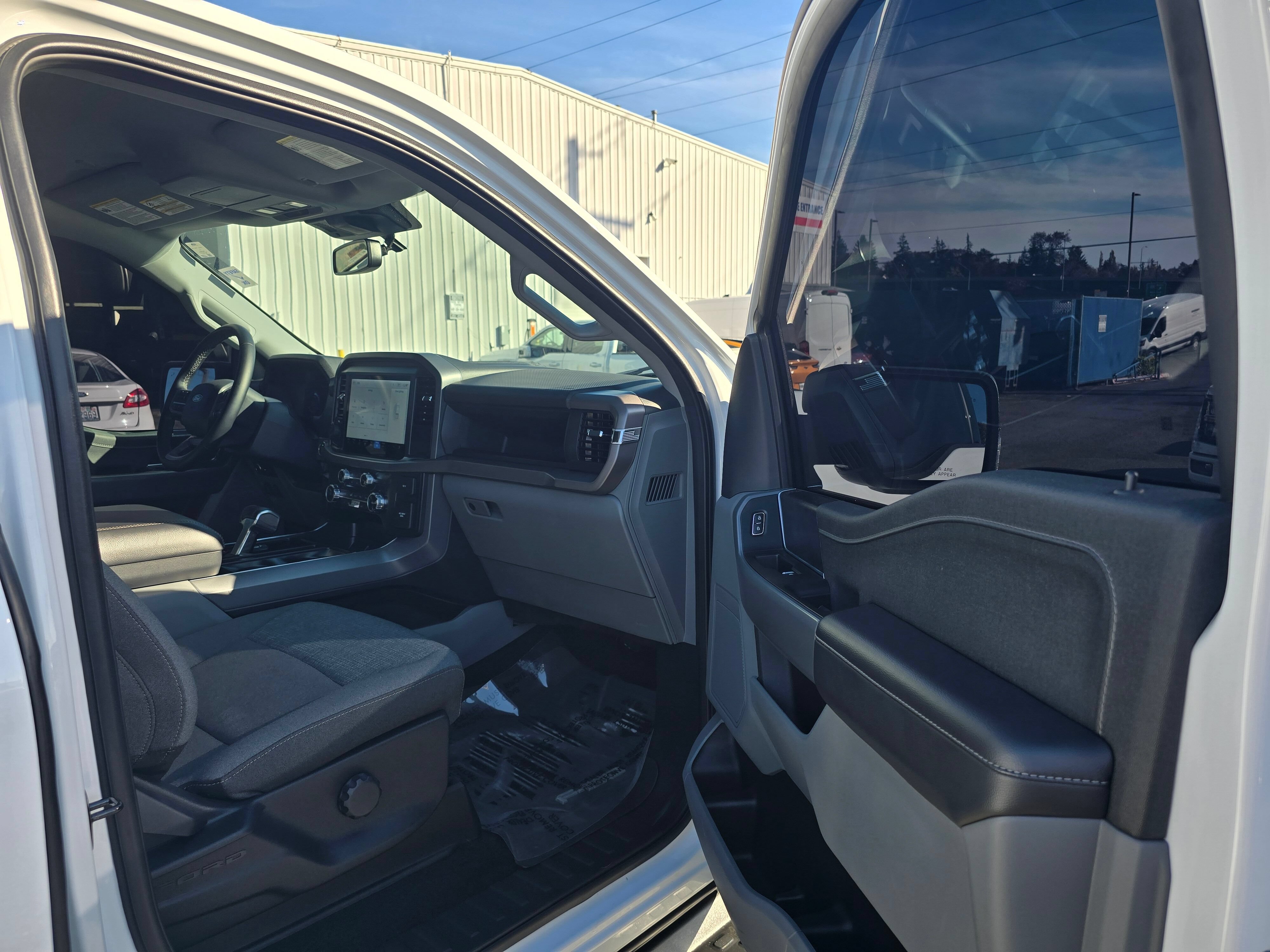 Certified 2025 Ford F150 Lightning XLT AWD/4WD image 11