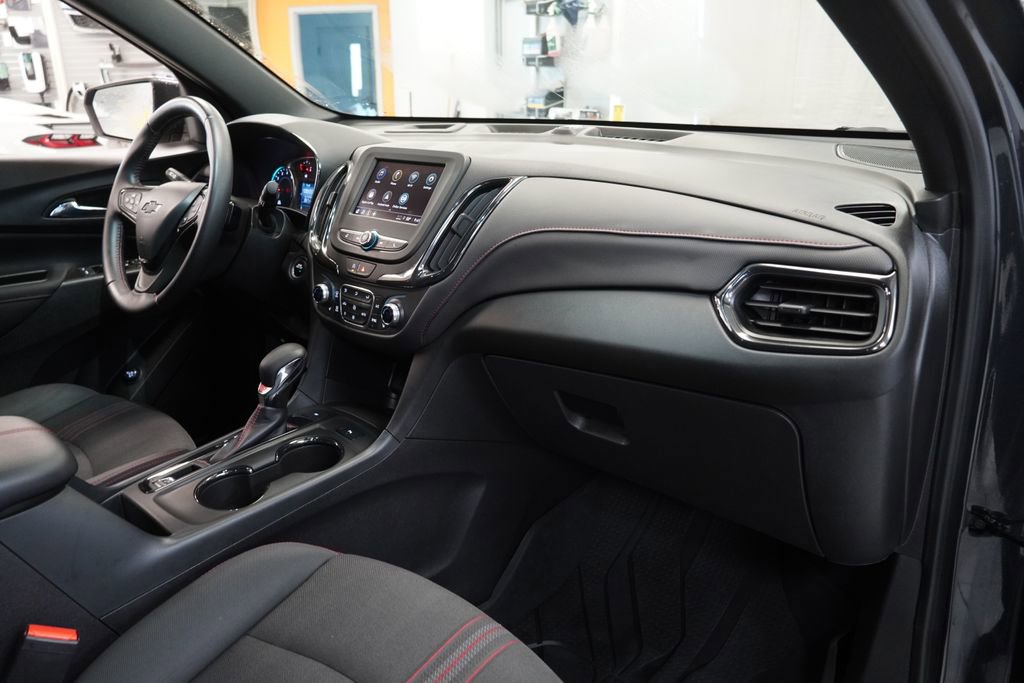 Used 2022 Chevrolet Equinox RS w/ LPO, Floor Liner Package AWD/4WD image 37