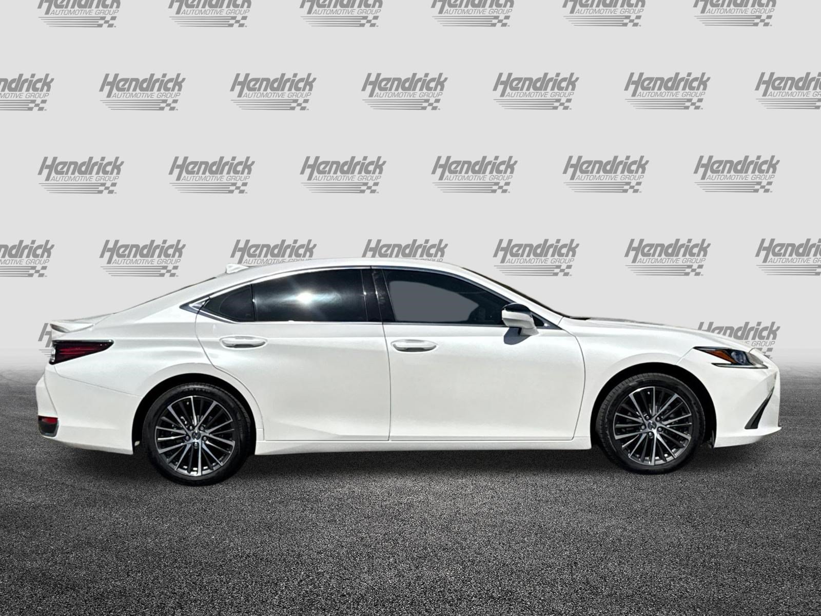 Certified 2025 Lexus ES 300h w/ Premium Package FWD image 3