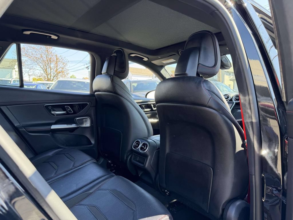 Used 2025 Mercedes-Benz GLC 43 AMG 4MATIC image 16