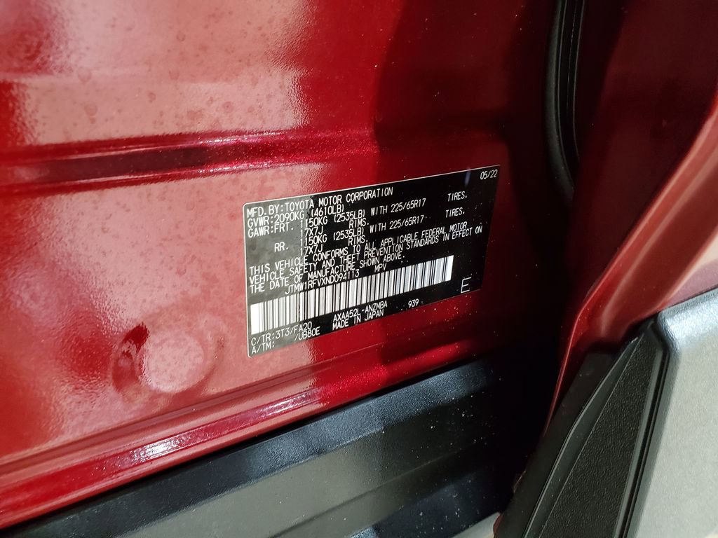 Used 2022 Toyota RAV4 XLE FWD image 32