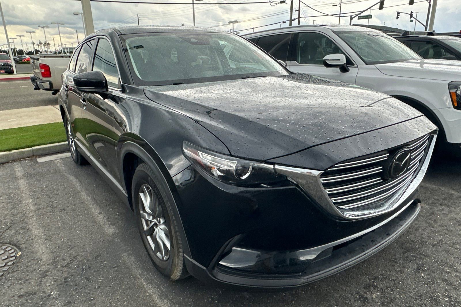 Used 2019 MAZDA CX-9 Sport FWD image 2