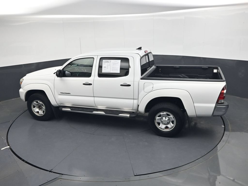 Used 2015 Toyota Tacoma PreRunner w/ SR5 Package RWD image 28