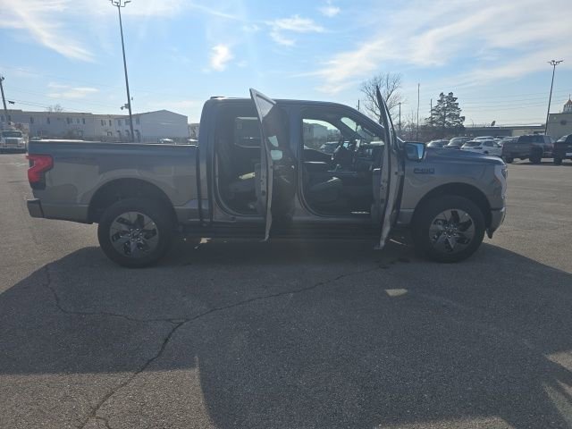 New 2025 Ford F150 Lightning Flash image 10