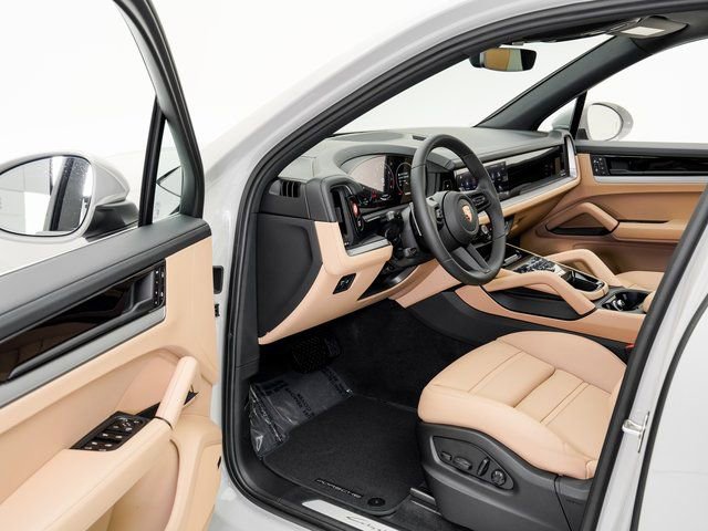 New 2026 Porsche Cayenne image 7