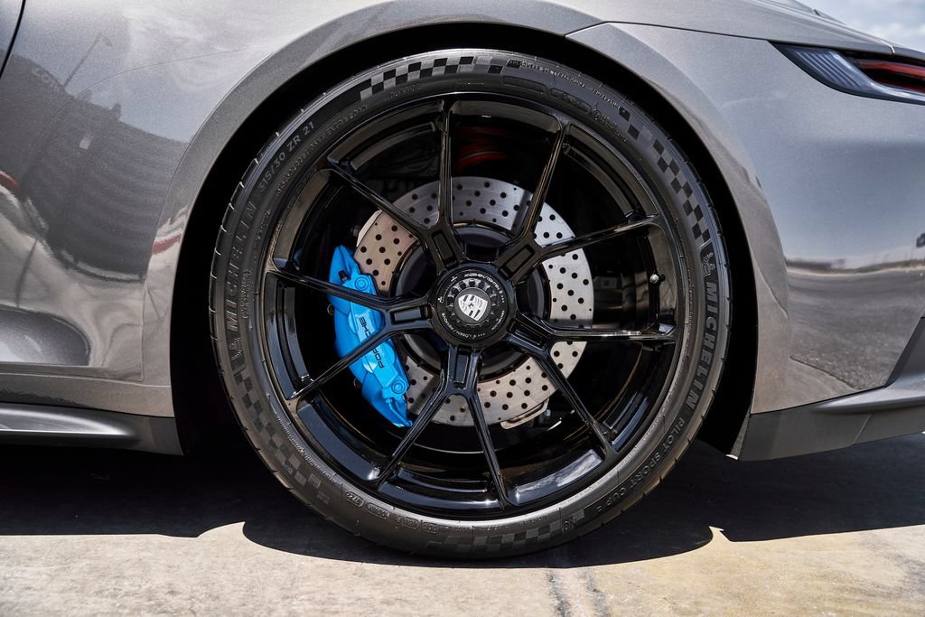 Used 2022 Porsche 911 GT3 RWD image 21