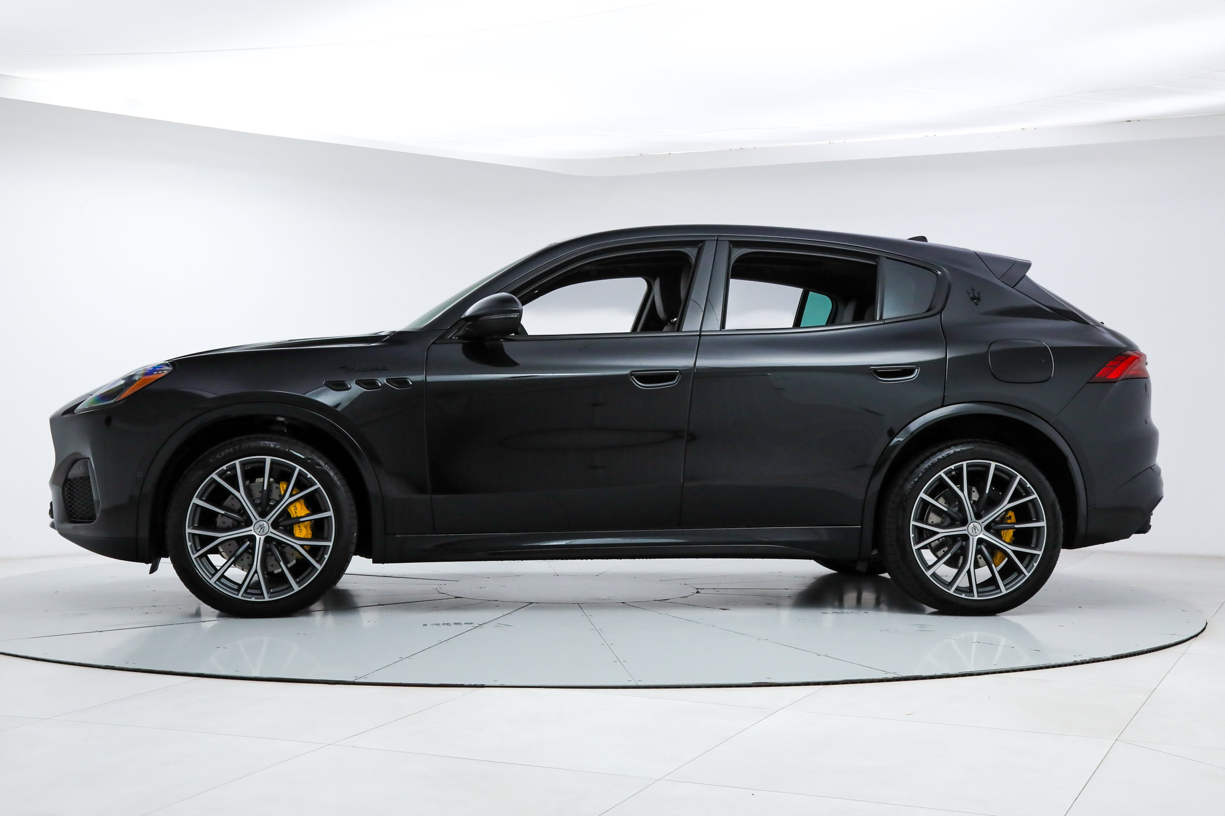 New 2026 Maserati Grecale Modena AWD/4WD image 2