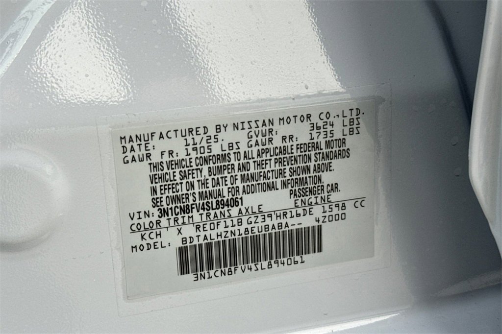 New 2025 Nissan Versa SR w/ Trunk Package image 22