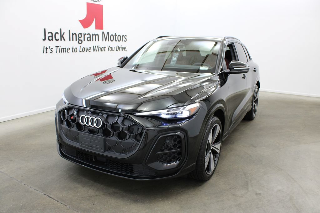 New 2026 Audi SQ5 Prestige AWD/4WD image 2