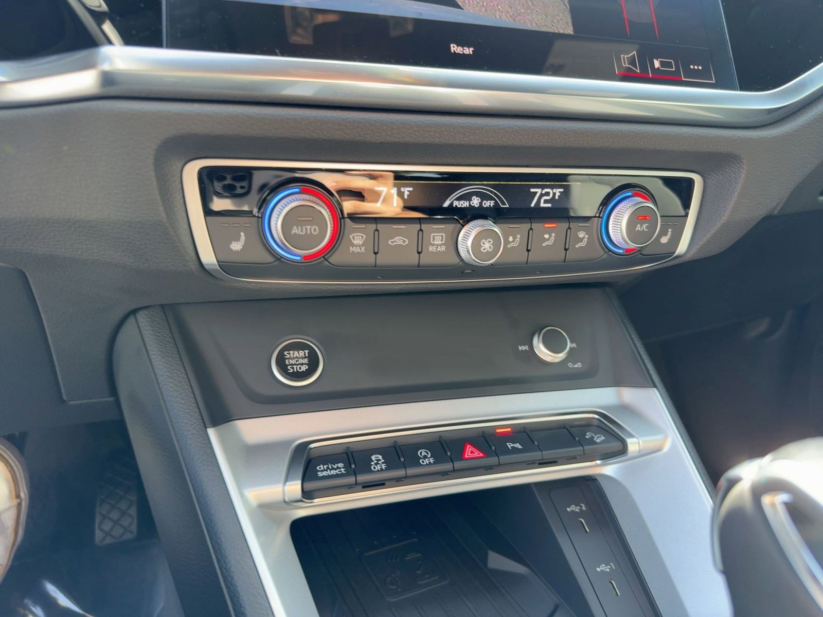 New 2025 Audi Q3 2.0T Premium image 18