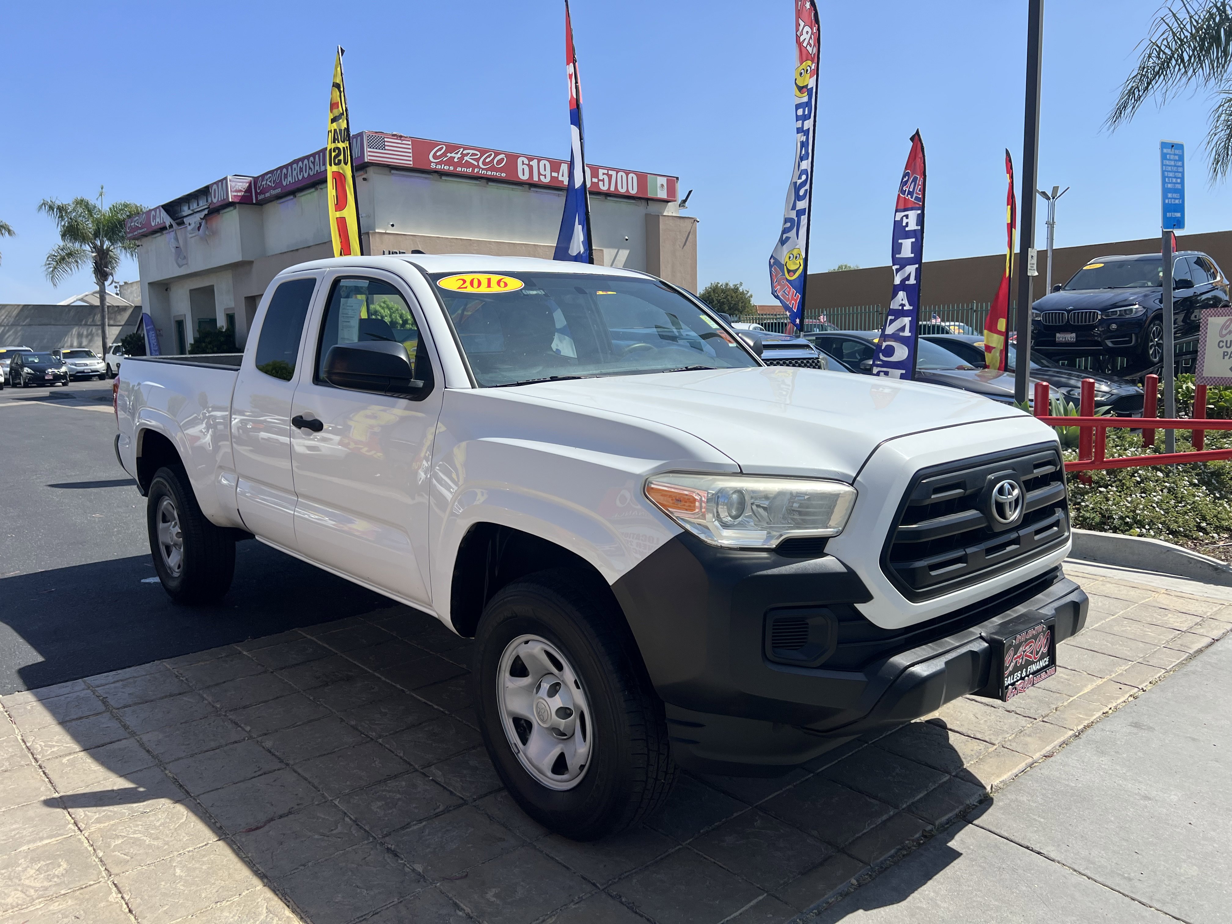 Used 2016 Toyota Tacoma SR RWD image 2