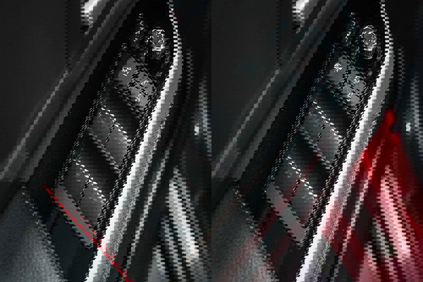 Used 2025 Toyota Sienna XSE image 23