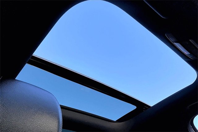 Used 2023 Mercedes-Benz E 350 Sedan image 26