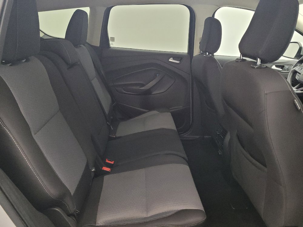 Used 2019 Ford Escape SE FWD image 19
