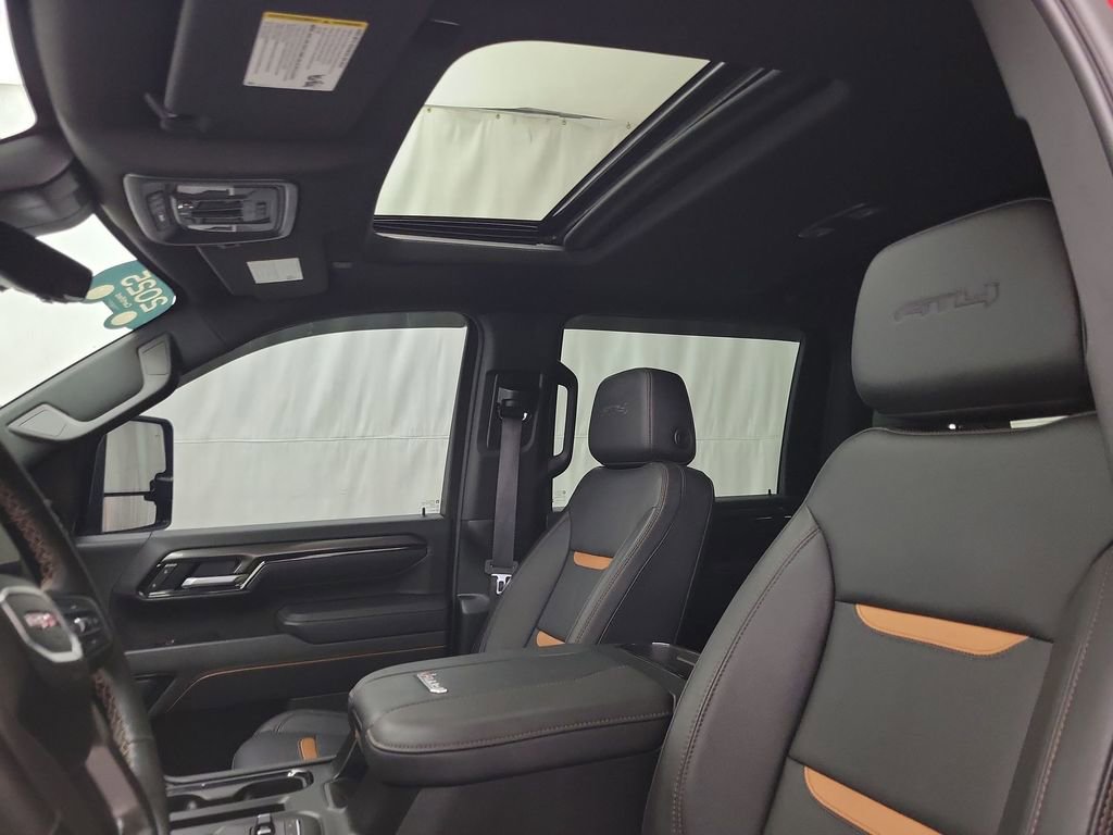 Certified 2025 GMC Sierra 2500 AT4 w/ AT4 Premium Plus Package image 9