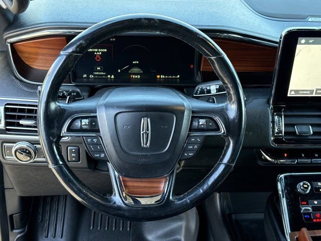 Used 2018 Lincoln Navigator L Reserve w/ Technology Package image 21