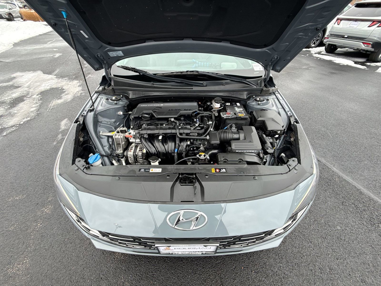 Used 2023 Hyundai Elantra Limited w/ Preferred Accessory Package image 27