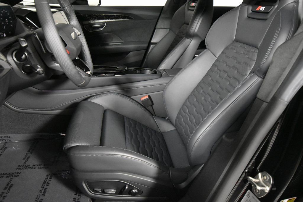New 2025 Audi RS e-tron GT performance image 9
