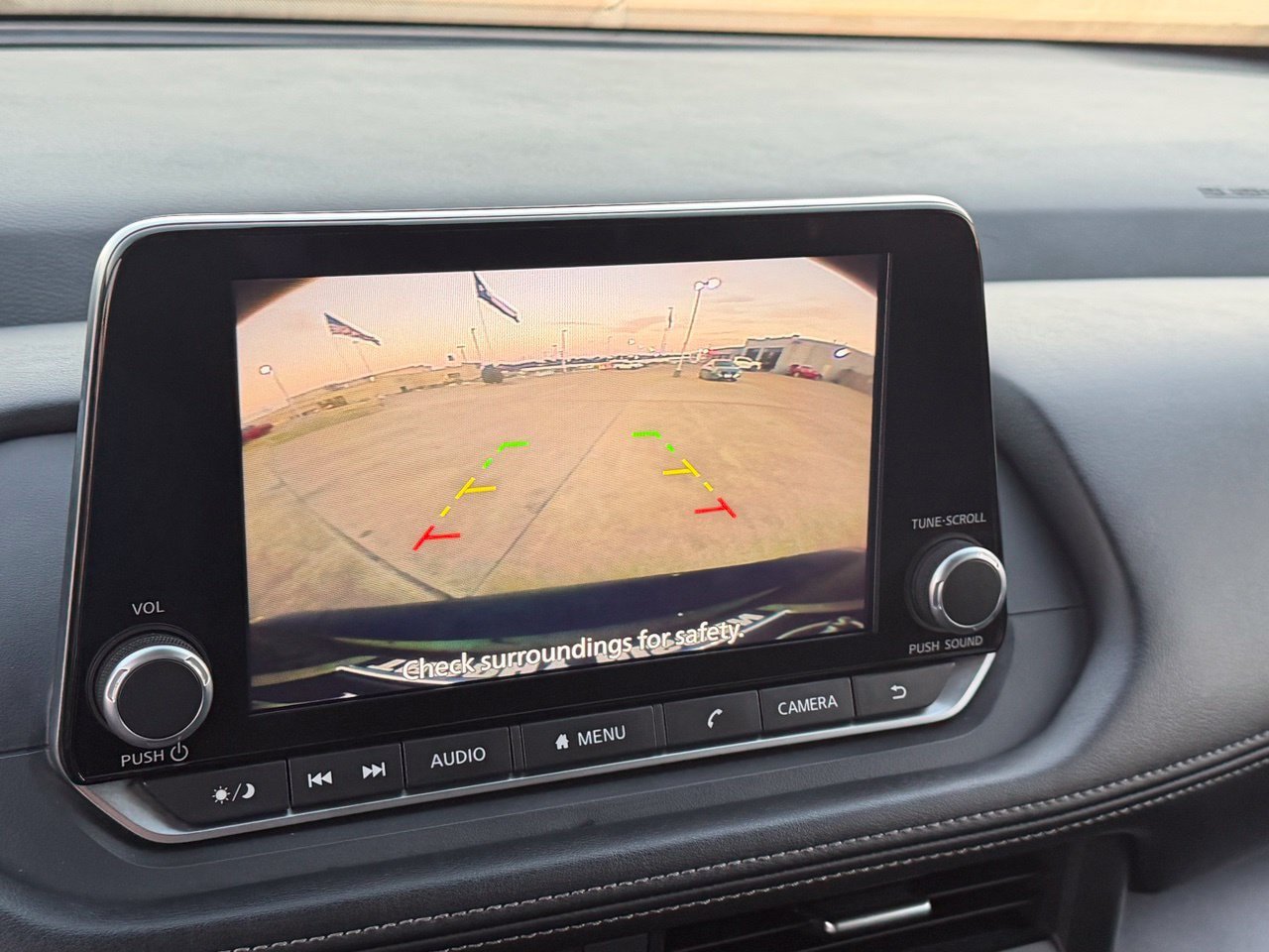 Certified 2025 Nissan Rogue SV FWD image 23