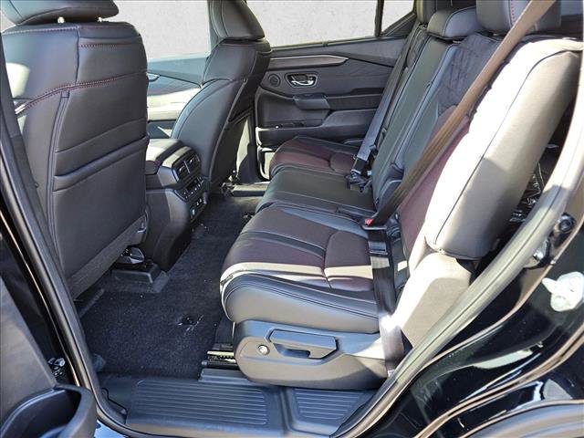New 2026 Honda Pilot Black Edition image 12