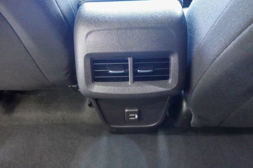 Used 2024 Chevrolet Equinox LT image 26