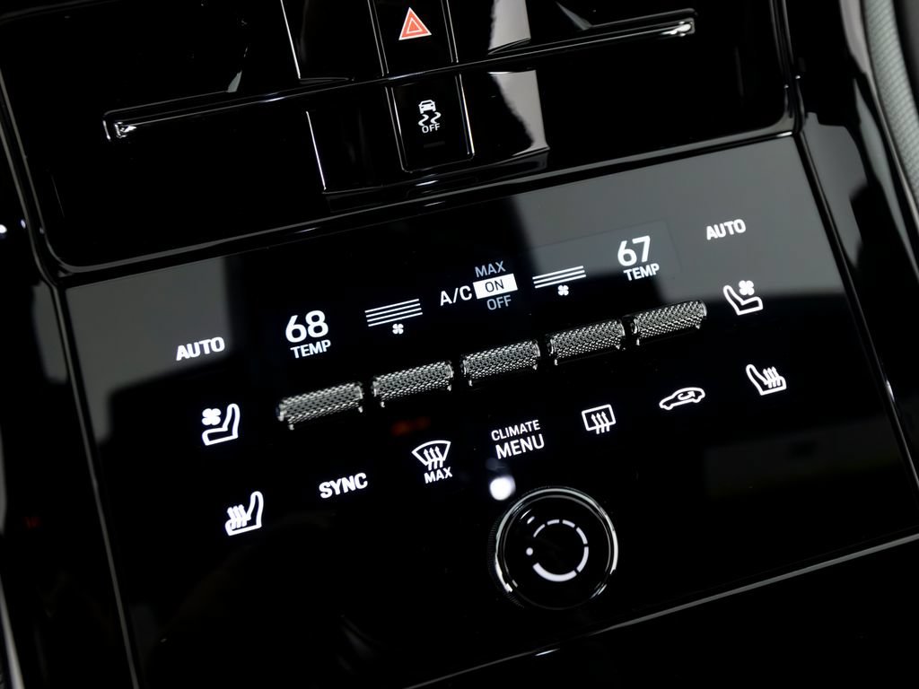 New 2026 Porsche Panamera 4 AWD/4WD image 30