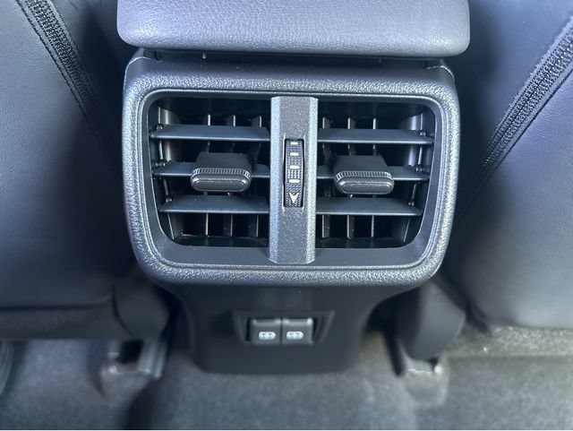 Certified 2025 Lexus UX 300h FWD w/ Accessory Package (Z2) image 18