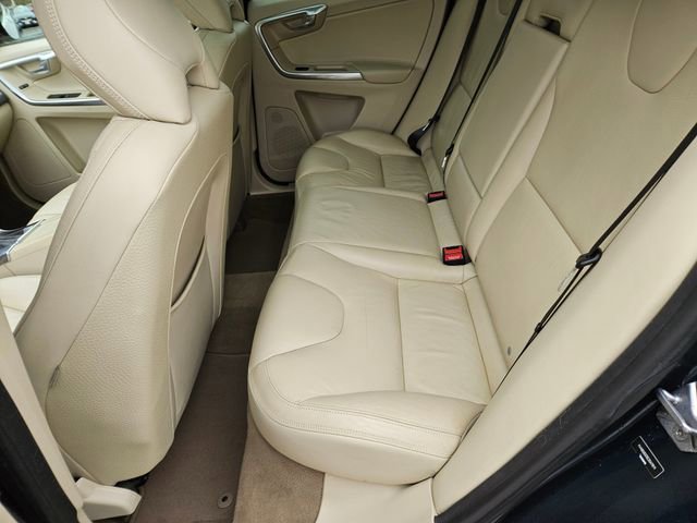Used 2014 Volvo XC60 T6 image 17