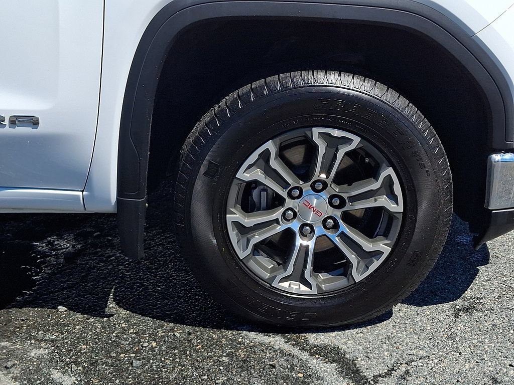 Certified 2024 GMC Sierra 1500 SLT AWD/4WD image 8