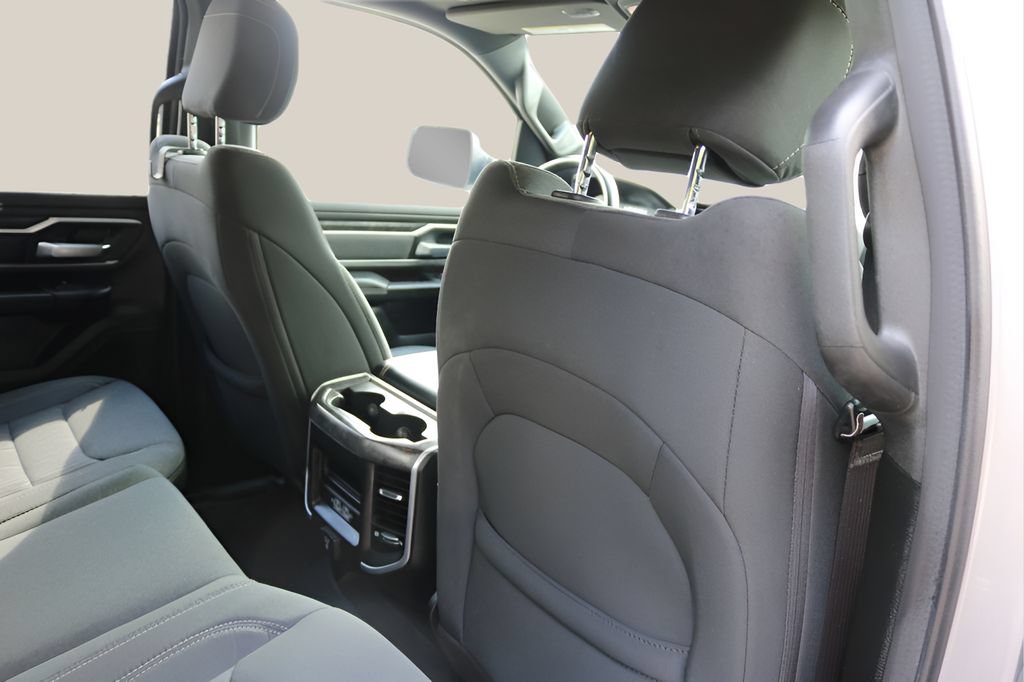 Used 2022 RAM 1500 Big Horn w/ Night Edition AWD/4WD image 18