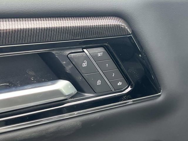 New 2026 GMC Yukon XL Elevation w/ Elevation Premium Package image 19