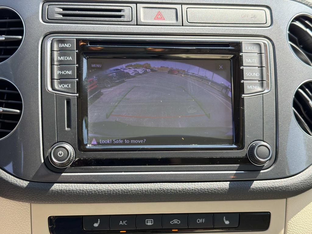 Used 2017 Volkswagen Tiguan Wolfsburg Edition FWD image 31