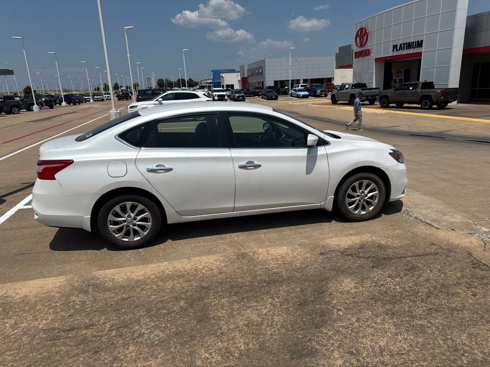Used 2018 Nissan Sentra SV w/ All Weather Package FWD image 15