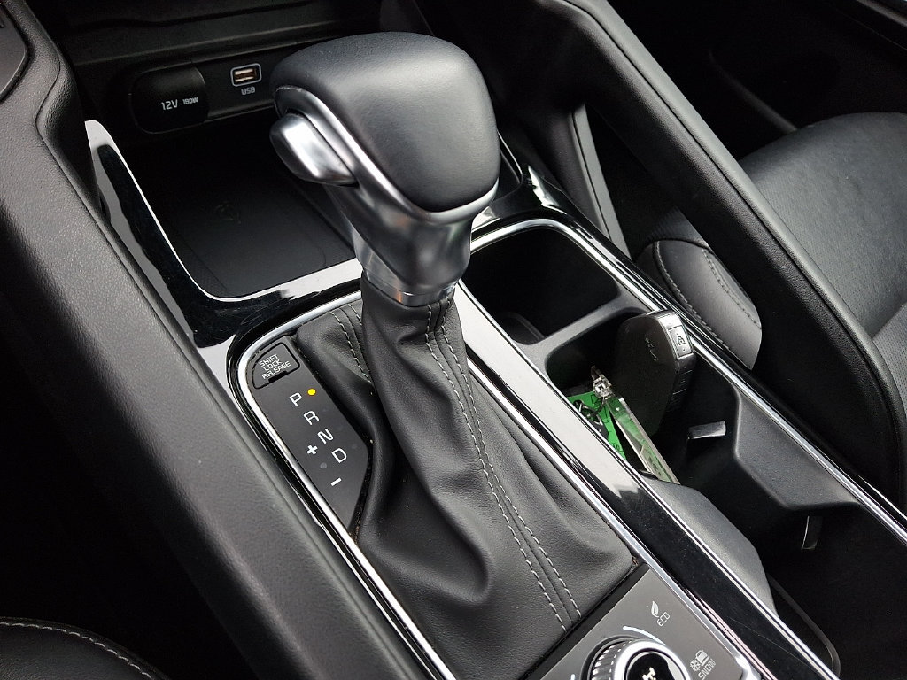 Used 2023 Kia Telluride S AWD/4WD image 18