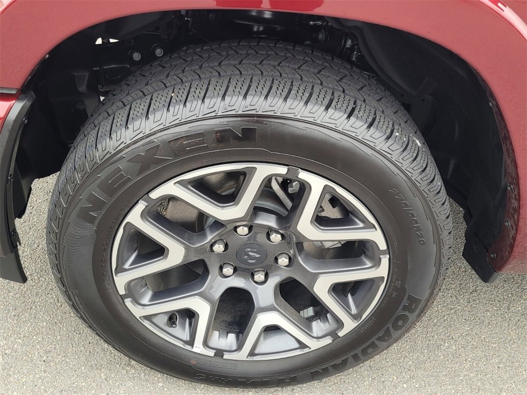 Used 2025 RAM 1500 Laramie w/ Laramie Southwest Edition image 16