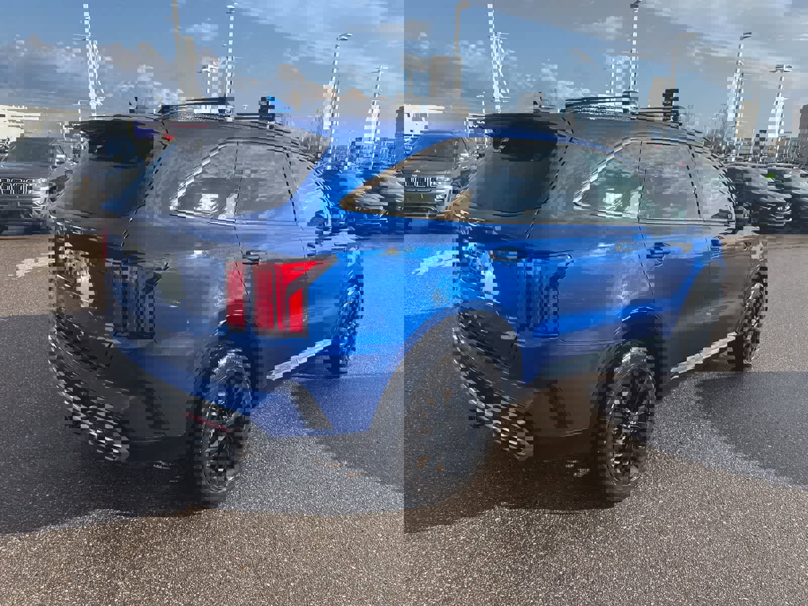 Used 2022 Kia Sorento SX image 5