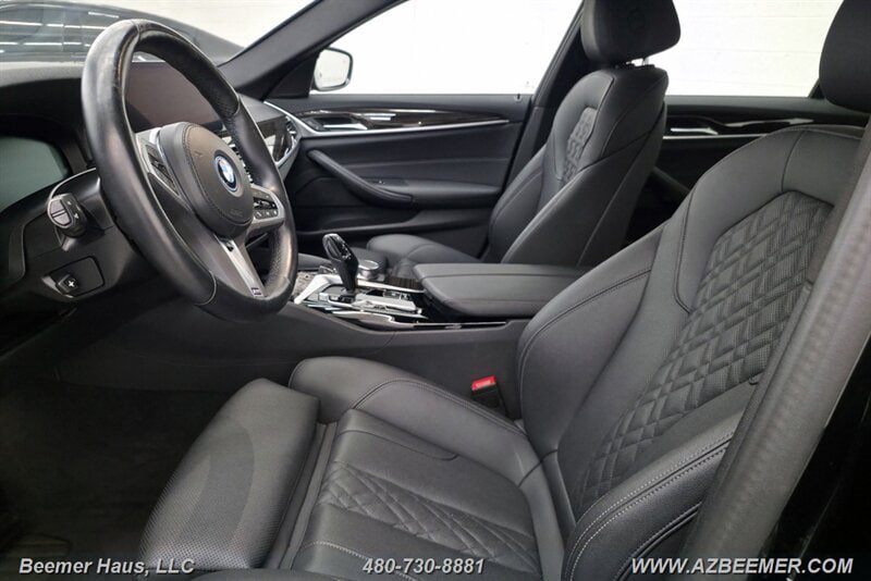 Used 2023 BMW 530e w/ M Sport Package RWD image 19