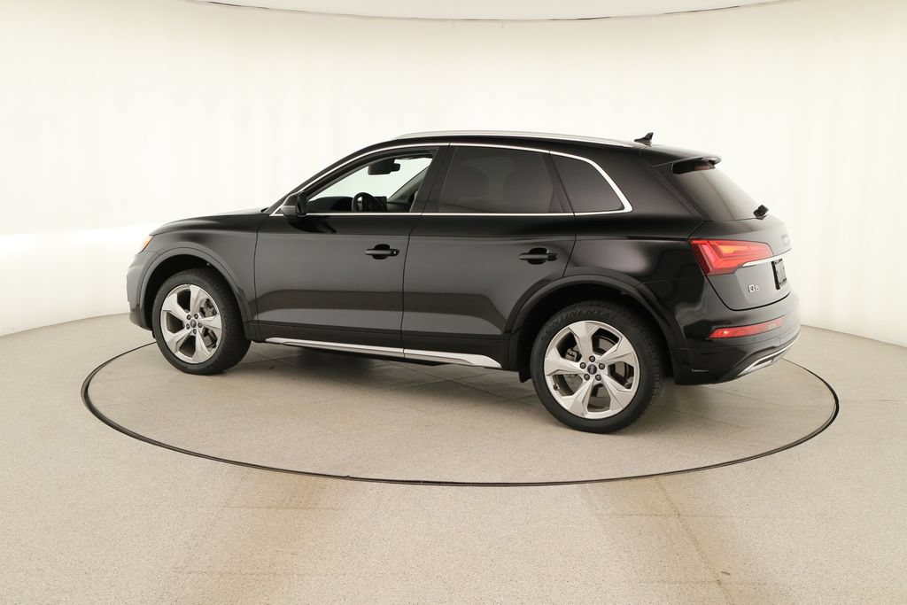 Used 2021 Audi Q5 2.0T Premium Plus w/ Premium Plus Package AWD/4WD image 3