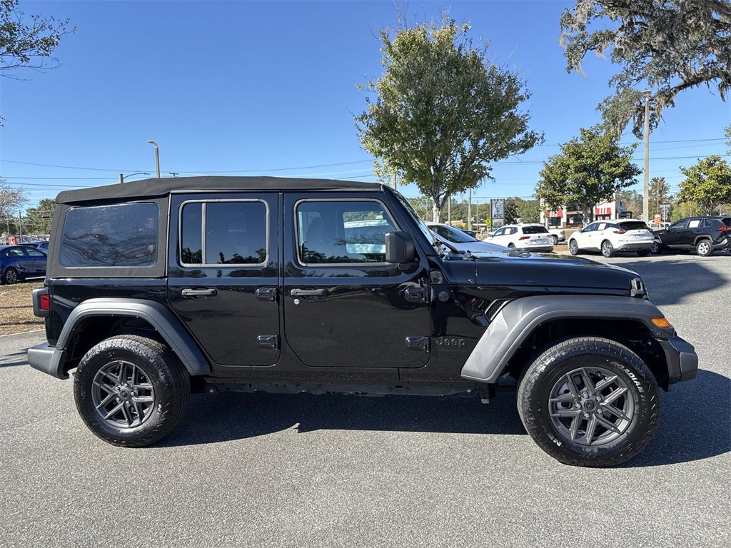 Used 2024 Jeep Wrangler Sport S image 2